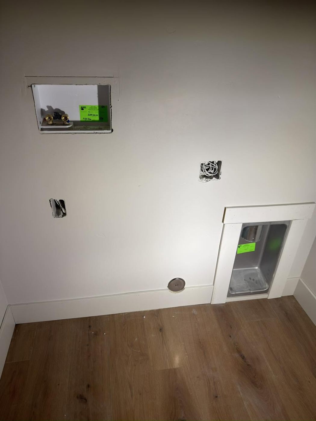 Recessed washing-machine valve box install